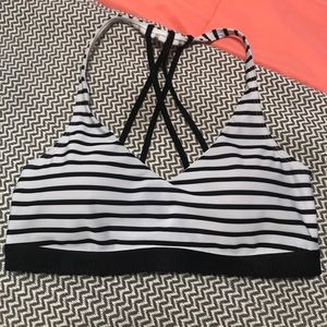 Underarmour sports bra